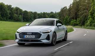 Audi A5 e-hybrid quattro front